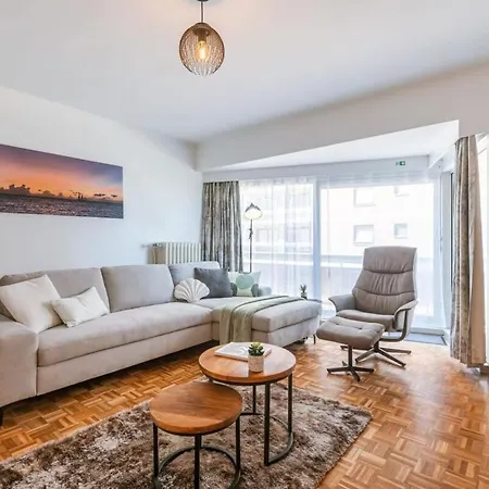 Apartment Characterful With Lateral Sea View *